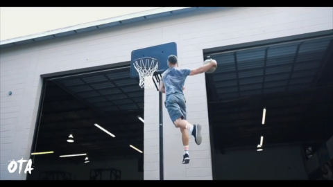 Athlete Dunks to Increase Vertical Jump