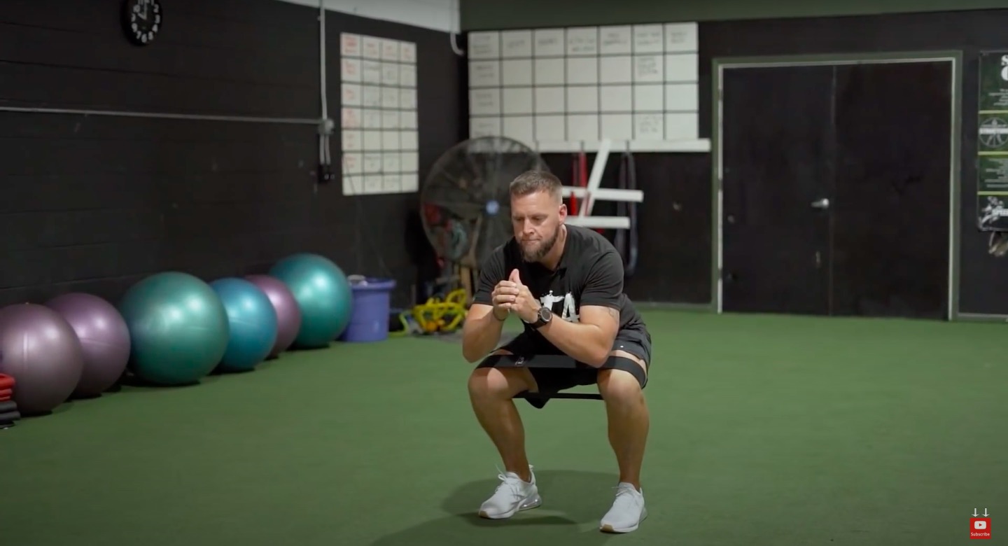 Circle Band Squats for vertical jump warm-up