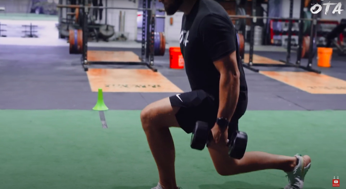 Why Walking Lunges Are The Best Strength Exercise For Athletes