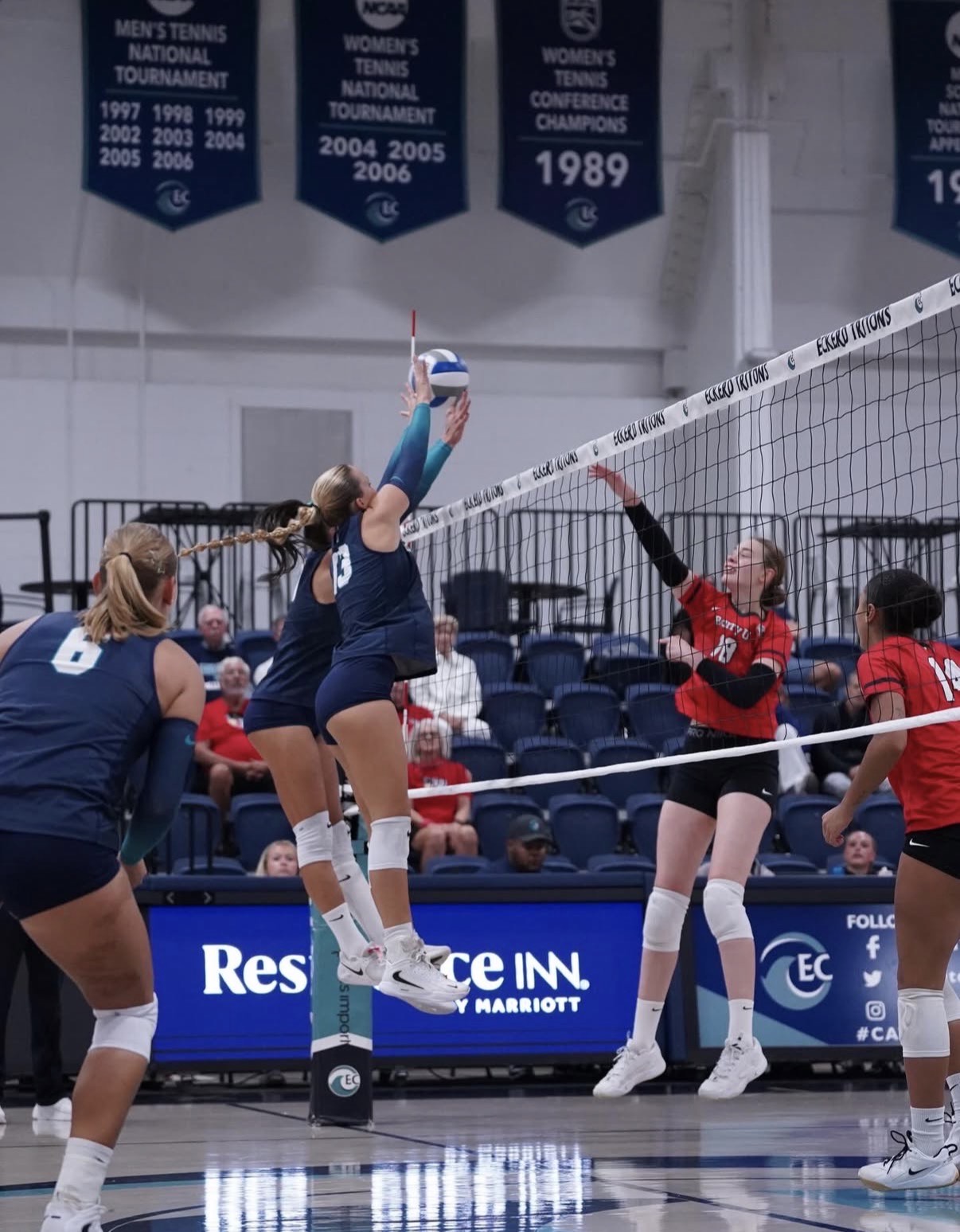 Best Plyometric Exercises for Volleyball: Build Elite Explosiveness